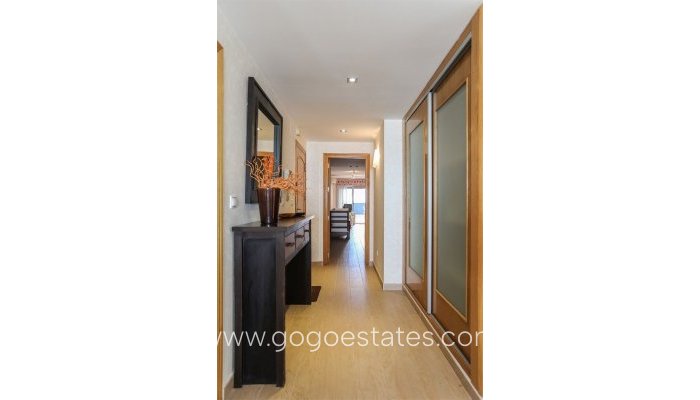 Resale - Apartment - Middle Floor Apartment - Torrevieja - Torrevieja Centro