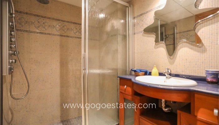 Resale - Apartment - Middle Floor Apartment - Torrevieja - Torrevieja Centro