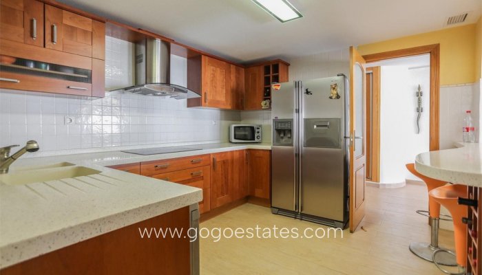 Resale - Apartment - Middle Floor Apartment - Torrevieja - Torrevieja Centro