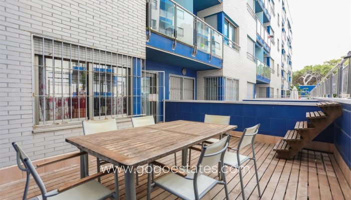 Resale - Apartment - Middle Floor Apartment - Torrevieja - Torrevieja Centro