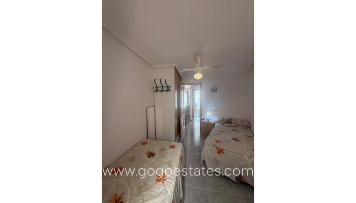 Te koop - Appartement - Appartement op de middelste verdieping - Torrevieja - Torrevieja Centro