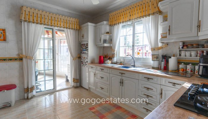 Te koop - Huis - Vrijstaande Villa - Rojales - Quesada