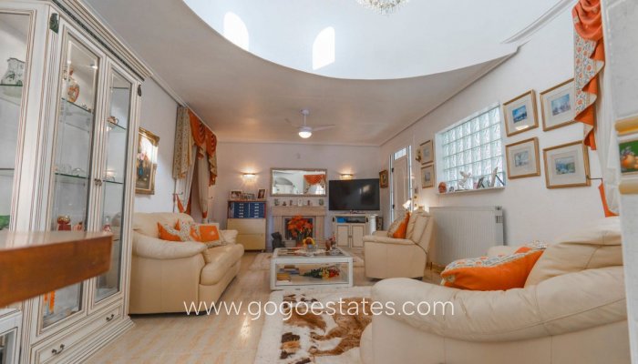 Te koop - Huis - Vrijstaande Villa - Rojales - Quesada