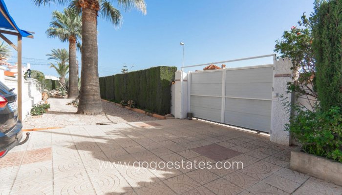 Te koop - Huis - Vrijstaande Villa - Rojales - Quesada