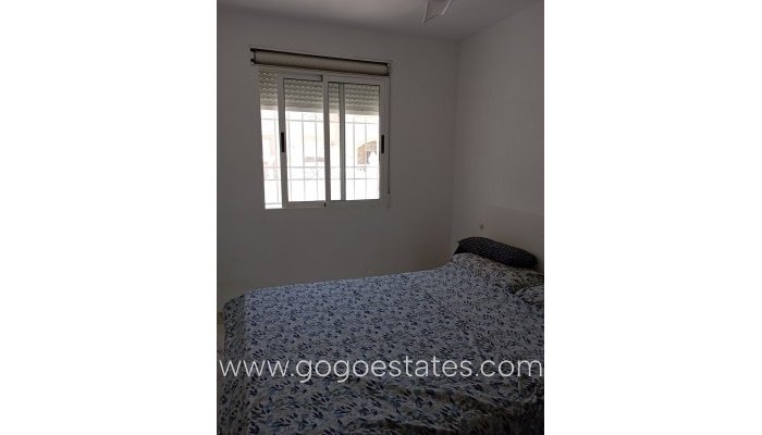 Revente - Appartement - Appartement au rez-de-chaussée - Torrevieja - Torrevieja Centro