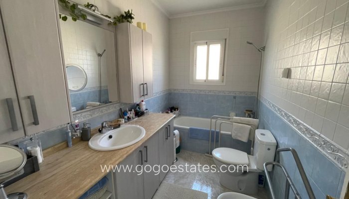 Te koop - Huis - Vrijstaande Villa - Rojales - Quesada