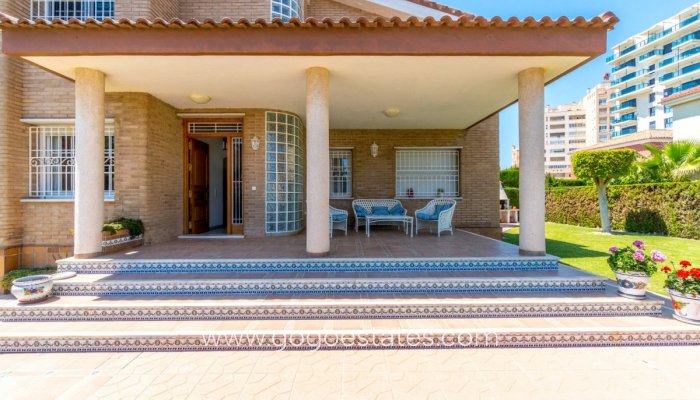 Te koop - Huis - Vrijstaande Villa - Torrevieja - La veleta