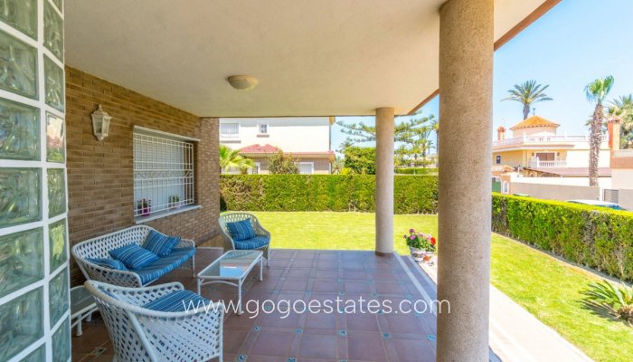 Te koop - Huis - Vrijstaande Villa - Torrevieja - La veleta