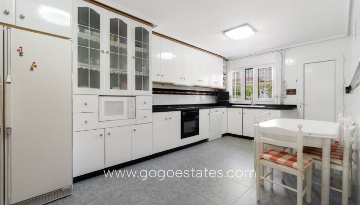 Te koop - Huis - Vrijstaande Villa - Torrevieja - La veleta