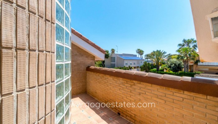 Te koop - Huis - Vrijstaande Villa - Torrevieja - La veleta