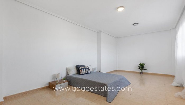 Te koop - Huis - Vrijstaande Villa - Rojales - Rojales Centro