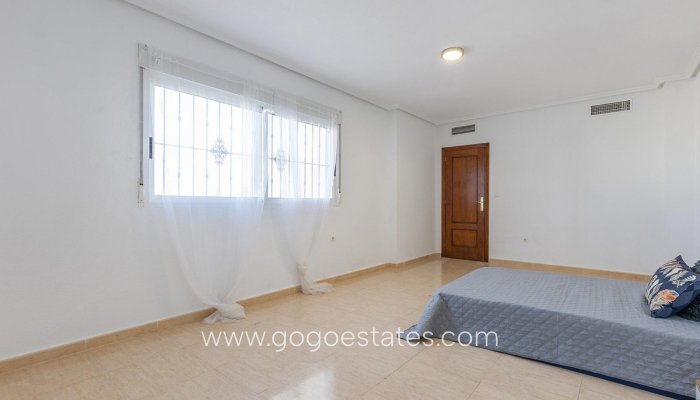 Te koop - Huis - Vrijstaande Villa - Rojales - Rojales Centro