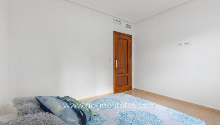 Te koop - Huis - Vrijstaande Villa - Rojales - Rojales Centro