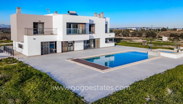 Te koop - Huis - Vrijstaande Villa - San Fulgencio - La Marina