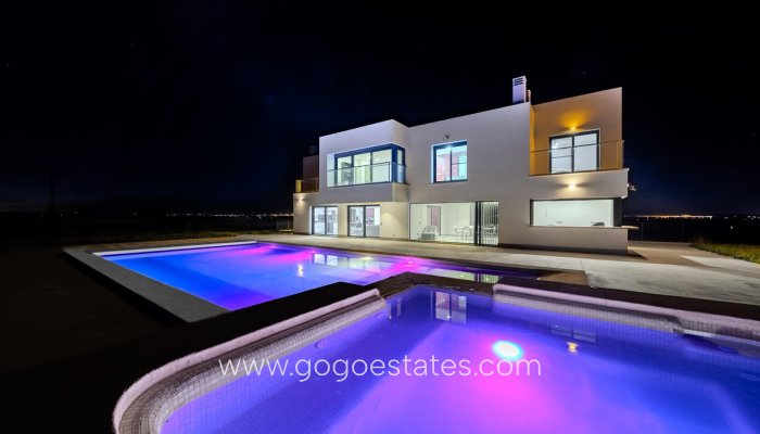 Te koop - Huis - Vrijstaande Villa - San Fulgencio - La Marina