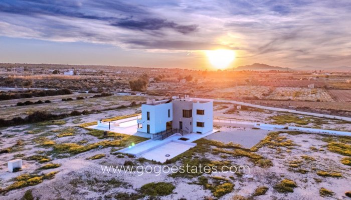 Te koop - Huis - Vrijstaande Villa - San Fulgencio - La Marina