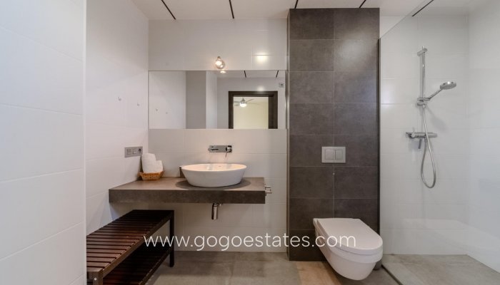 Te koop - Huis - Vrijstaande Villa - San Fulgencio - La Marina