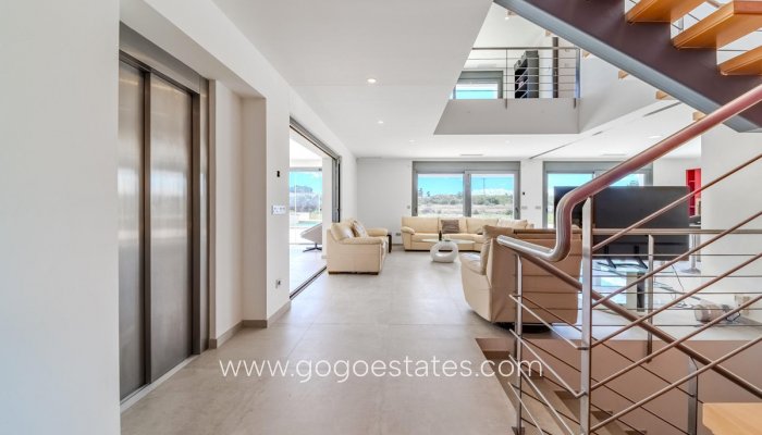 Te koop - Huis - Vrijstaande Villa - San Fulgencio - La Marina