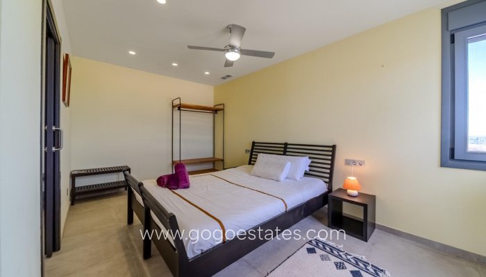 Te koop - Huis - Vrijstaande Villa - San Fulgencio - La Marina