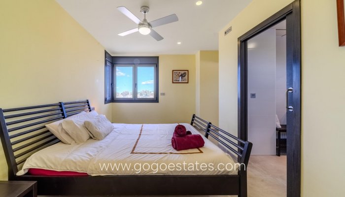 Te koop - Huis - Vrijstaande Villa - San Fulgencio - La Marina