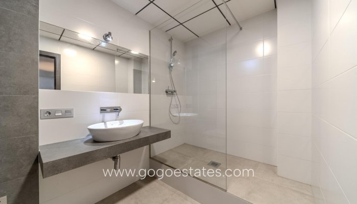 Te koop - Huis - Vrijstaande Villa - San Fulgencio - La Marina