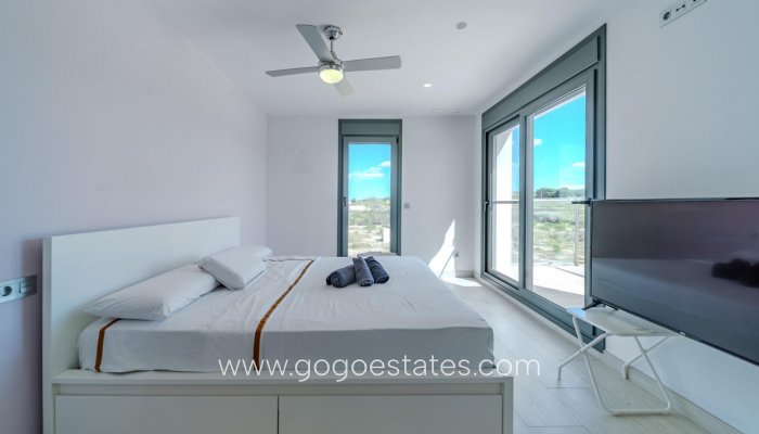 Te koop - Huis - Vrijstaande Villa - San Fulgencio - La Marina