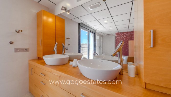 Te koop - Huis - Vrijstaande Villa - San Fulgencio - La Marina