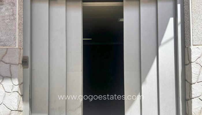 Wiederverkauf - Gewerbe - Garage - Torrevieja - Playa del Cura