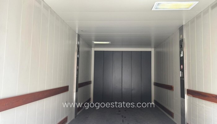 Wiederverkauf - Gewerbe - Garage - Torrevieja - Playa del Cura