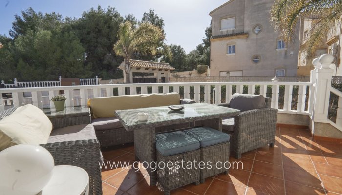 Te koop - Huis - Vrijstaande Villa - Orihuela - Villamartin
