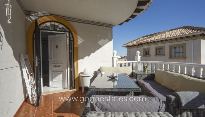 Te koop - Huis - Vrijstaande Villa - Orihuela - Villamartin