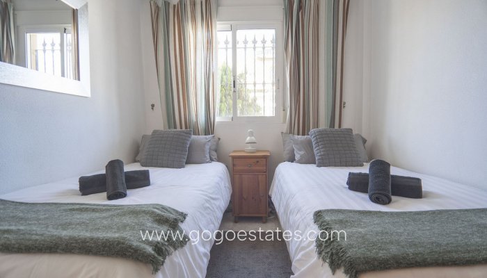 Te koop - Huis - Vrijstaande Villa - Orihuela - Villamartin