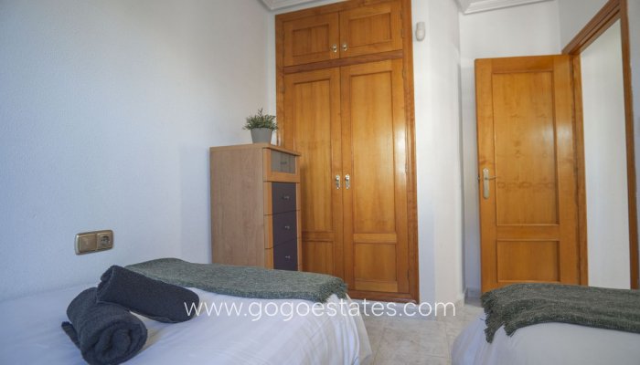 Te koop - Huis - Vrijstaande Villa - Orihuela - Villamartin