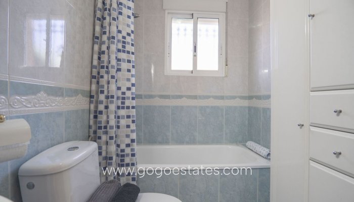 Te koop - Huis - Vrijstaande Villa - Orihuela - Villamartin