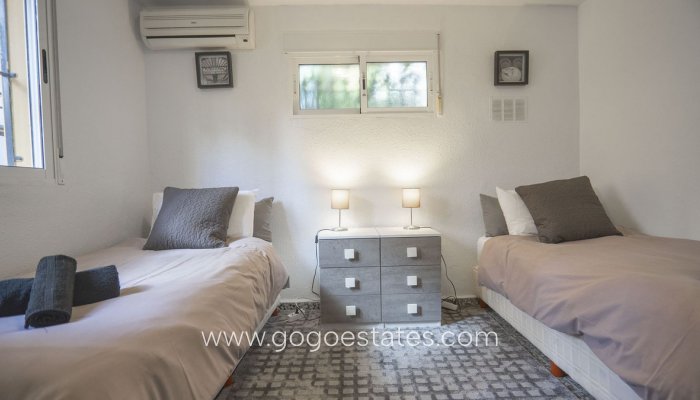 Te koop - Huis - Vrijstaande Villa - Orihuela - Villamartin