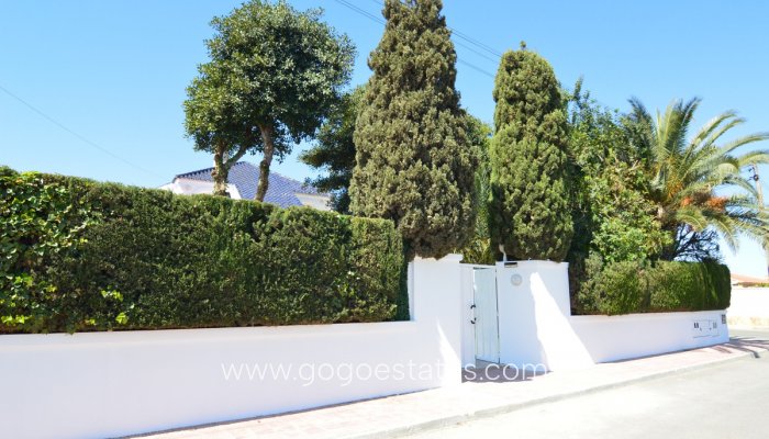 Te koop - Huis - Vrijstaande Villa - Torrevieja - Torrevieja Centro