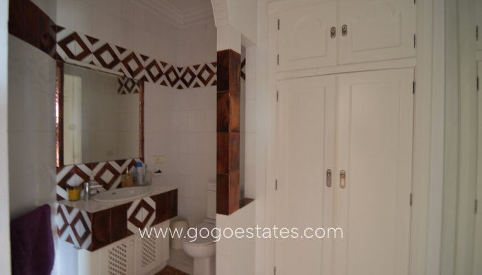 Te koop - Huis - Vrijstaande Villa - Torrevieja - Torrevieja Centro