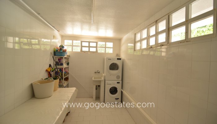 Te koop - Huis - Vrijstaande Villa - Torrevieja - Torrevieja Centro