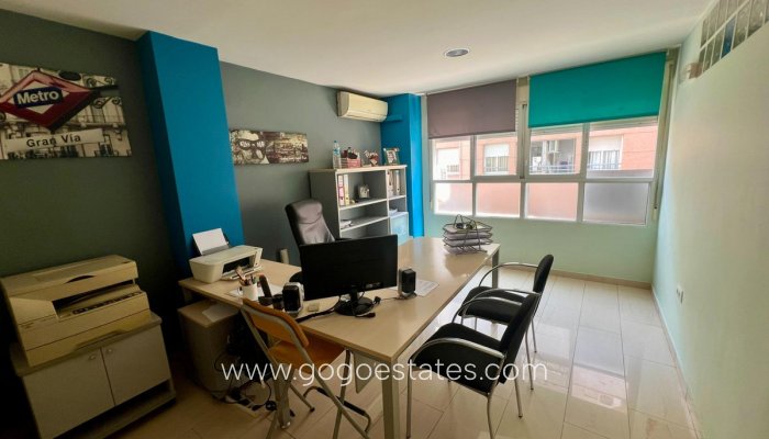 Te koop - Commercieel - Kantoor - Orihuela - Orihuela Centro