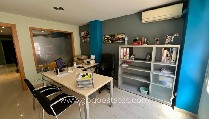 Te koop - Commercieel - Kantoor - Orihuela - Orihuela Centro