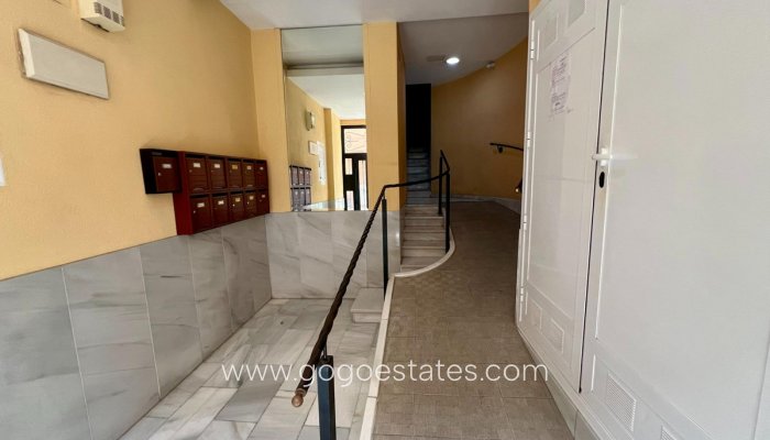 Te koop - Commercieel - Kantoor - Orihuela - Orihuela Centro