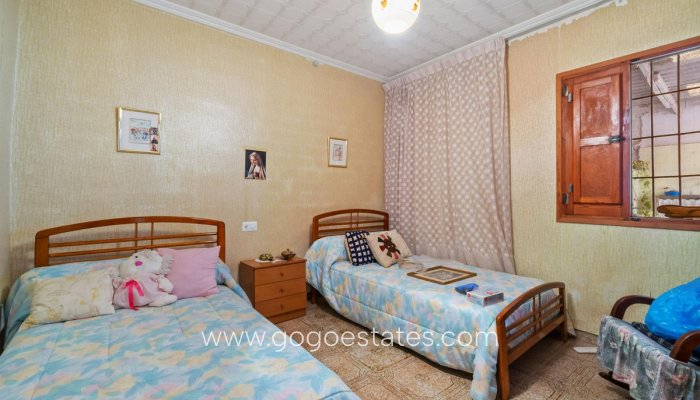 Te koop - Huis - Finca - Cortijo - Orihuela - Orihuela Centro