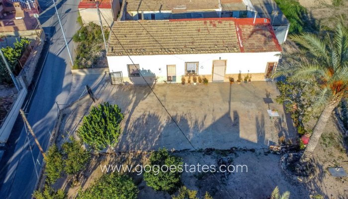 Te koop - Huis - Finca - Cortijo - Orihuela - Orihuela Centro