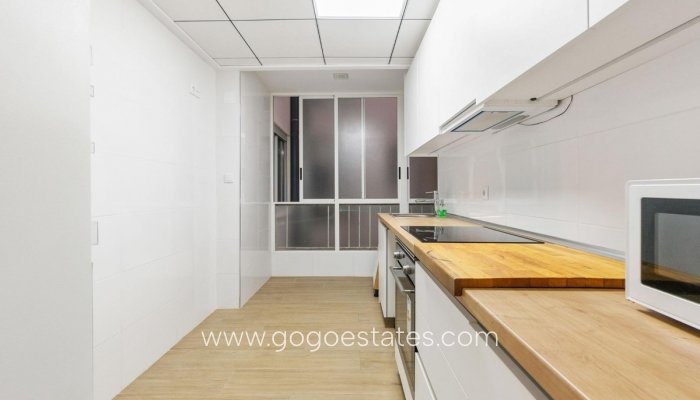 Wiederverkauf - Wohnung - Wohnung im mittleren Stock - Torrevieja - Playa del Cura