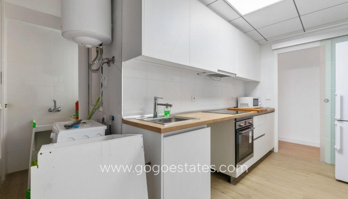 Wiederverkauf - Wohnung - Wohnung im mittleren Stock - Torrevieja - Playa del Cura