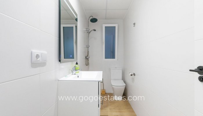 Wiederverkauf - Wohnung - Wohnung im mittleren Stock - Torrevieja - Playa del Cura