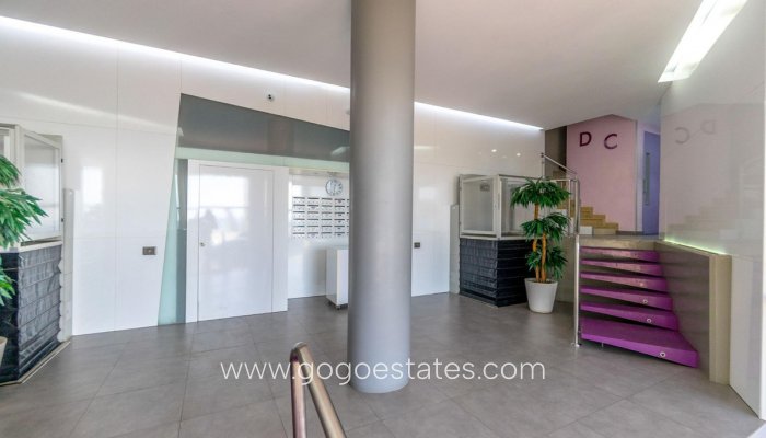 Wiederverkauf - Wohnung - Wohnung im mittleren Stock - Torrevieja - Playa del Cura