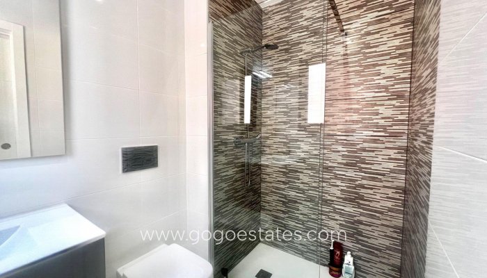 Te koop - Huis - Vrijstaande Villa - Torrevieja - LA SIESTA