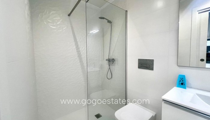 Te koop - Huis - Vrijstaande Villa - Torrevieja - LA SIESTA