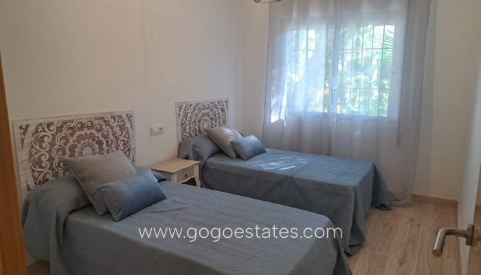 Te koop - Huis - Vrijstaande Villa - Orihuela - Orihuela Centro